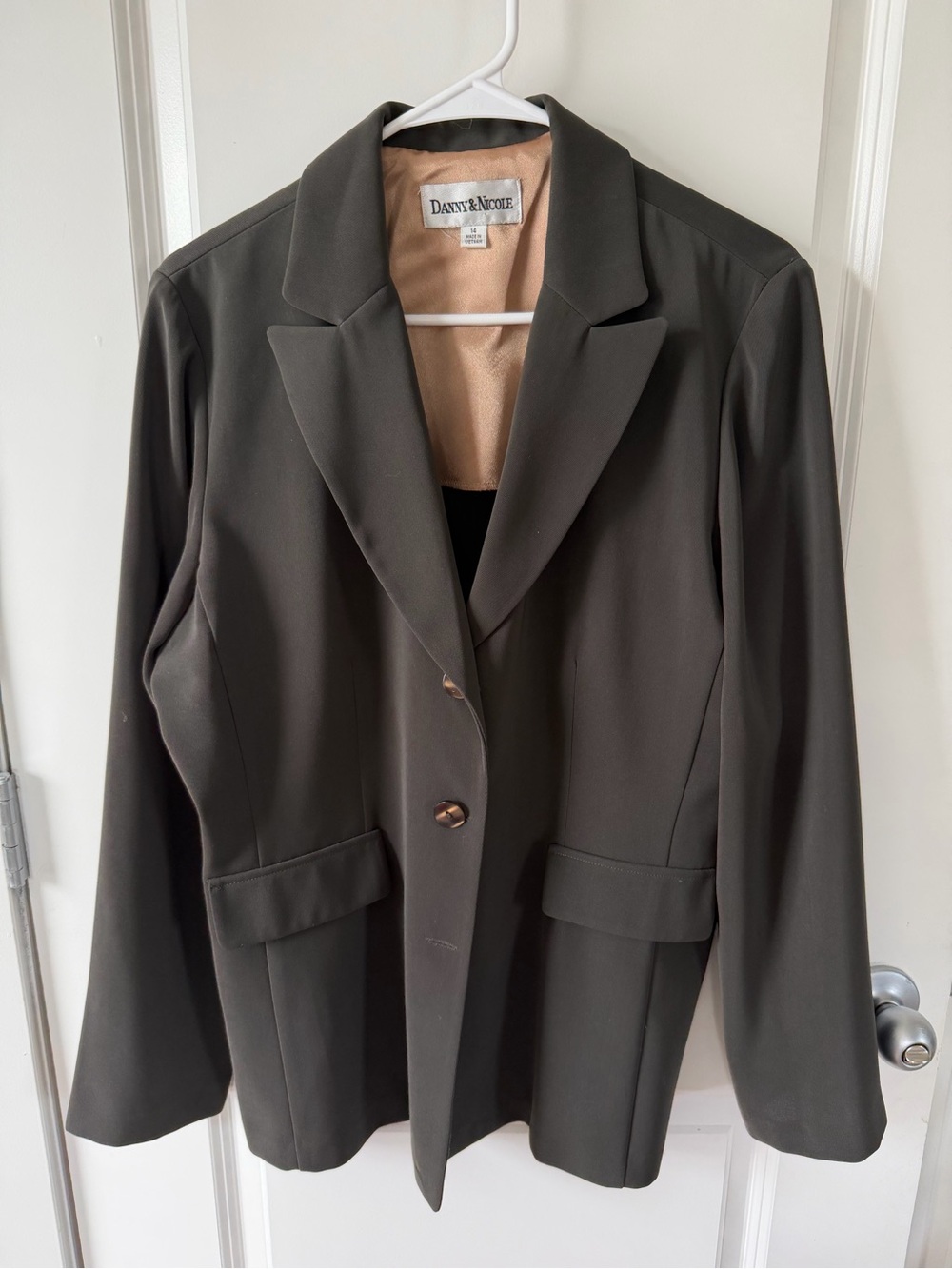 Danny & Nicole Women's Olive Green Structured Blazer